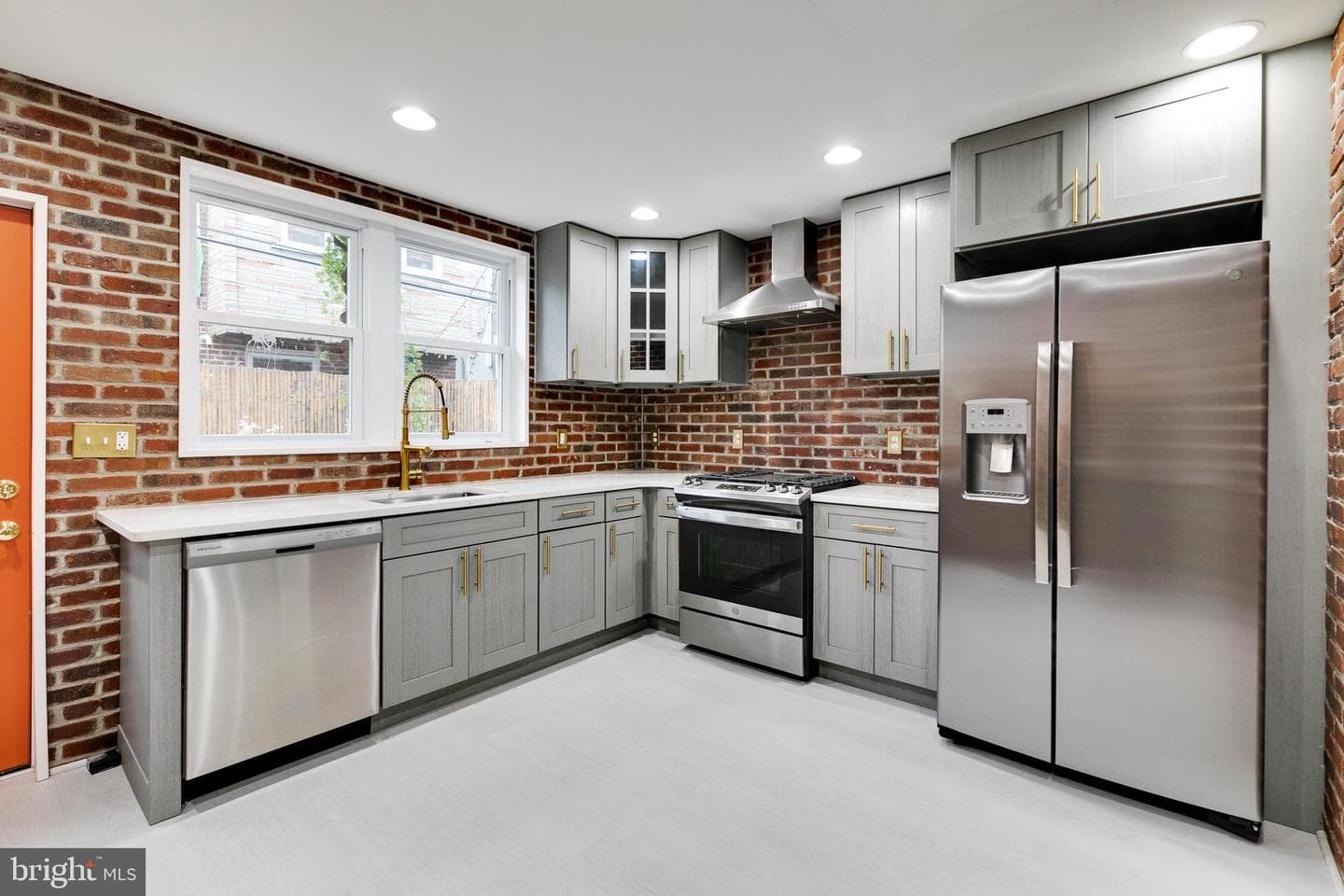 1903 S Warnock Street, Philadelphia