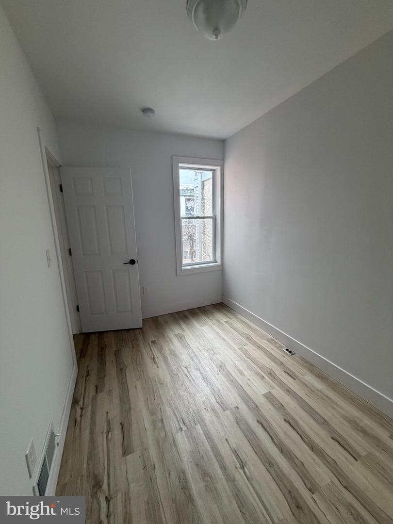 1249 S St Bernard Street photo 5