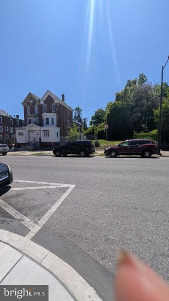 4710 Wayne Ave photo 3
