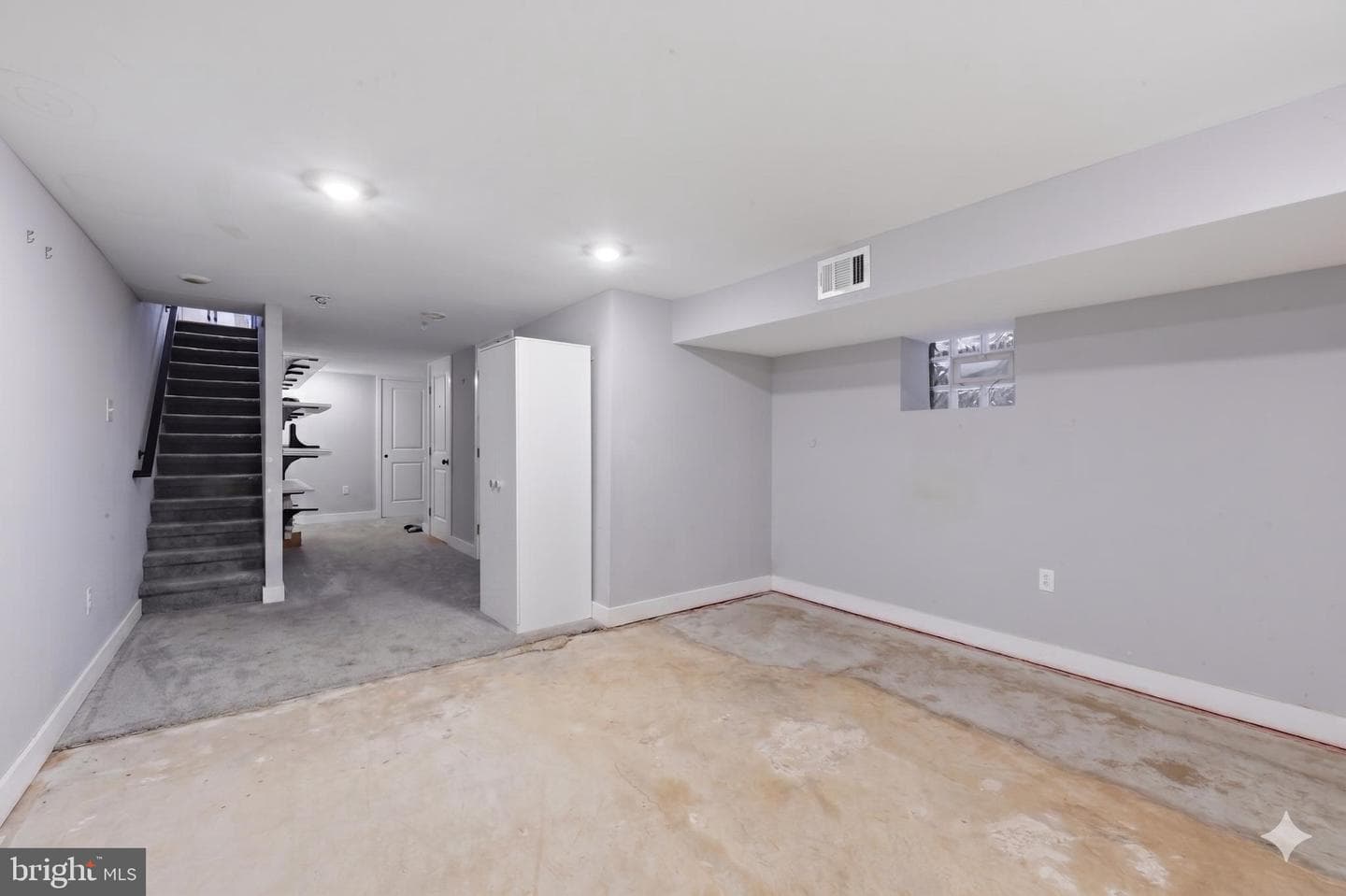 6240 Washington Avenue photo 20
