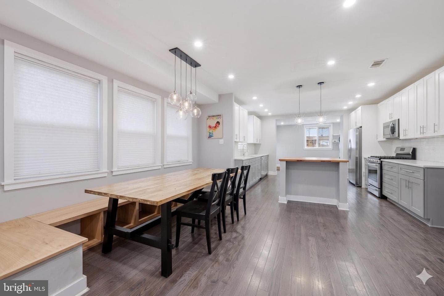 6240 Washington Avenue photo 4