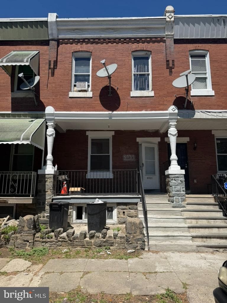 5931 Summer Street photo 3