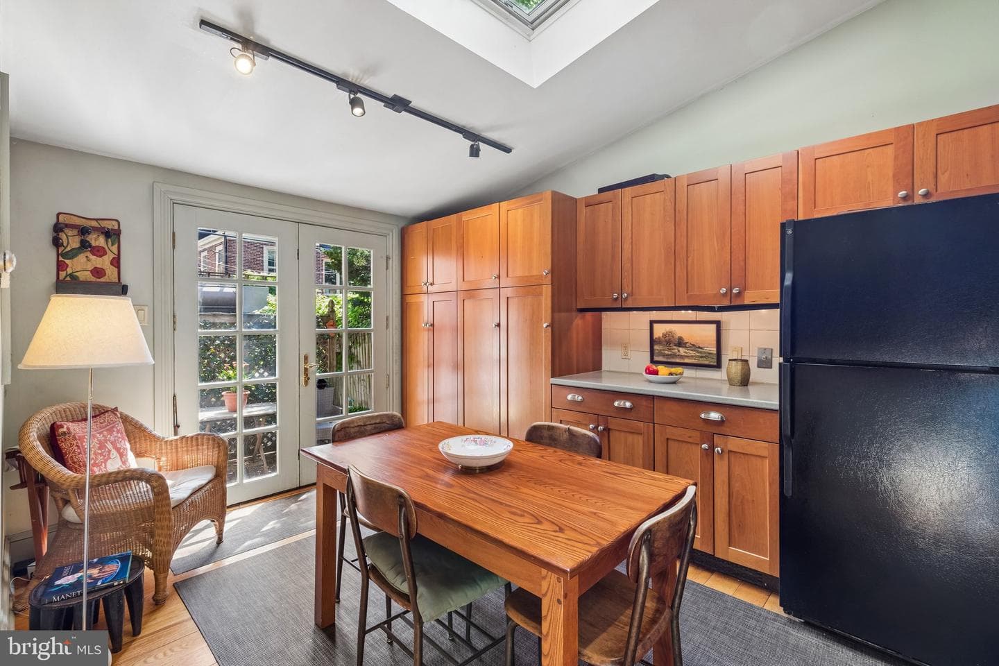 2206 Locust Street photo 12