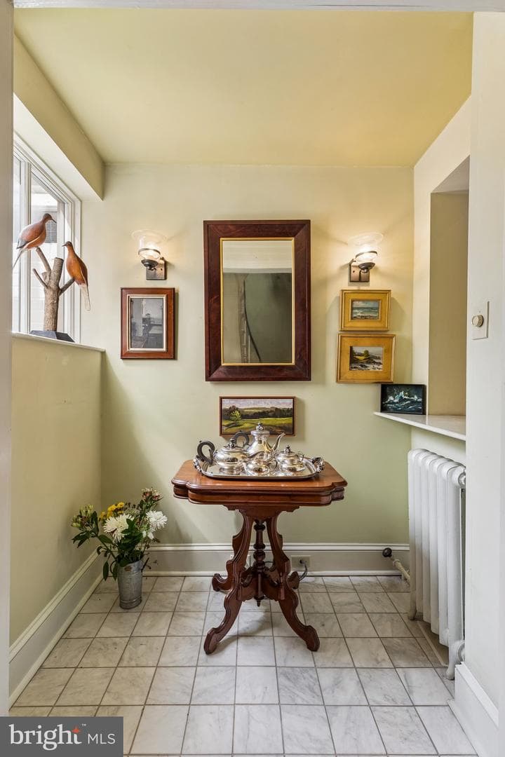 2206 Locust Street photo 6
