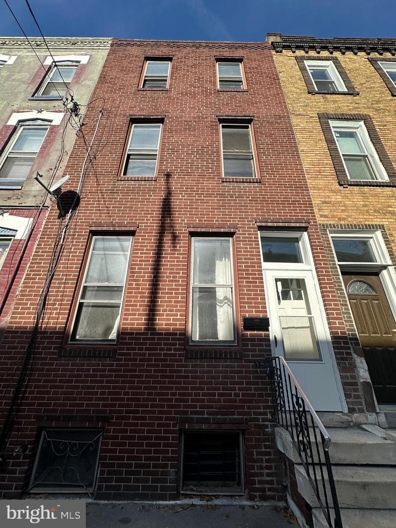 1607 Wharton Street