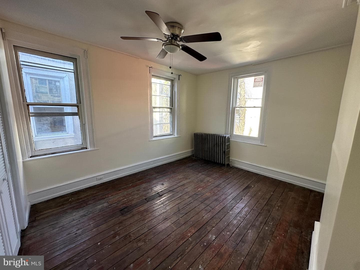 1607 Wharton Street photo 22