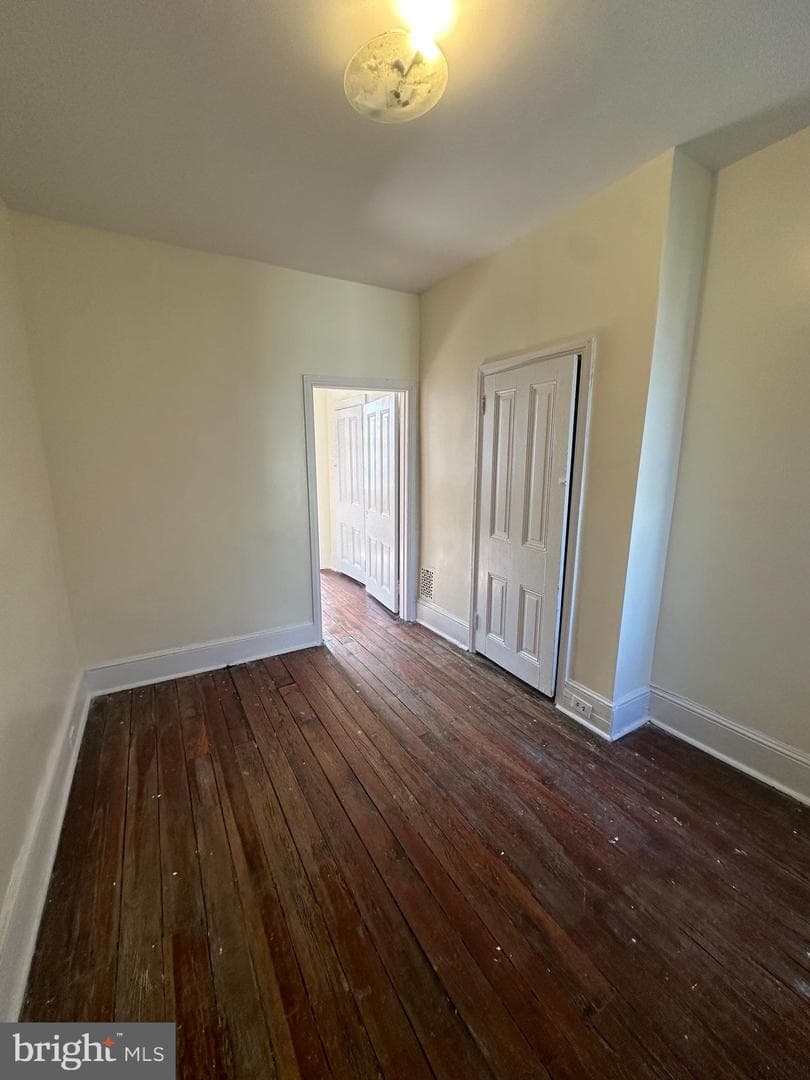 1607 Wharton Street photo 29