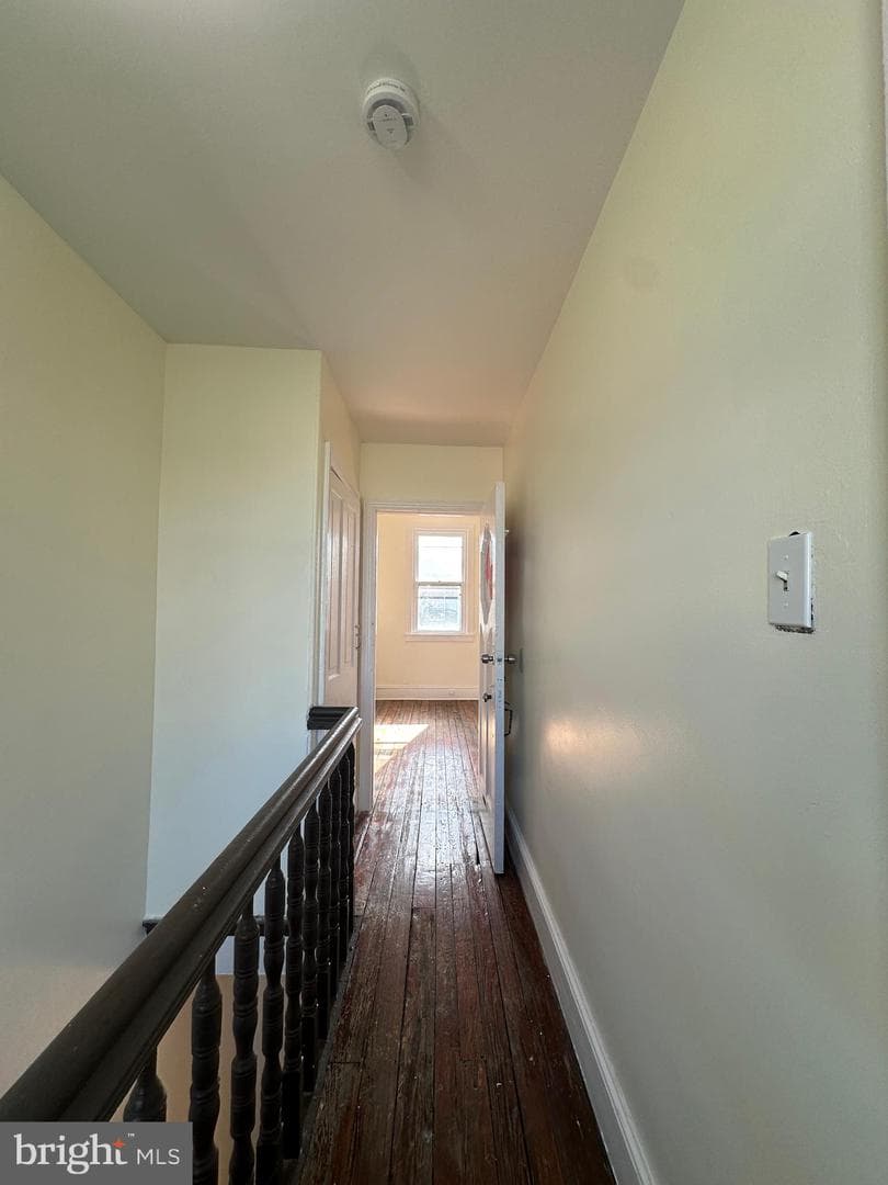 1607 Wharton Street photo 34