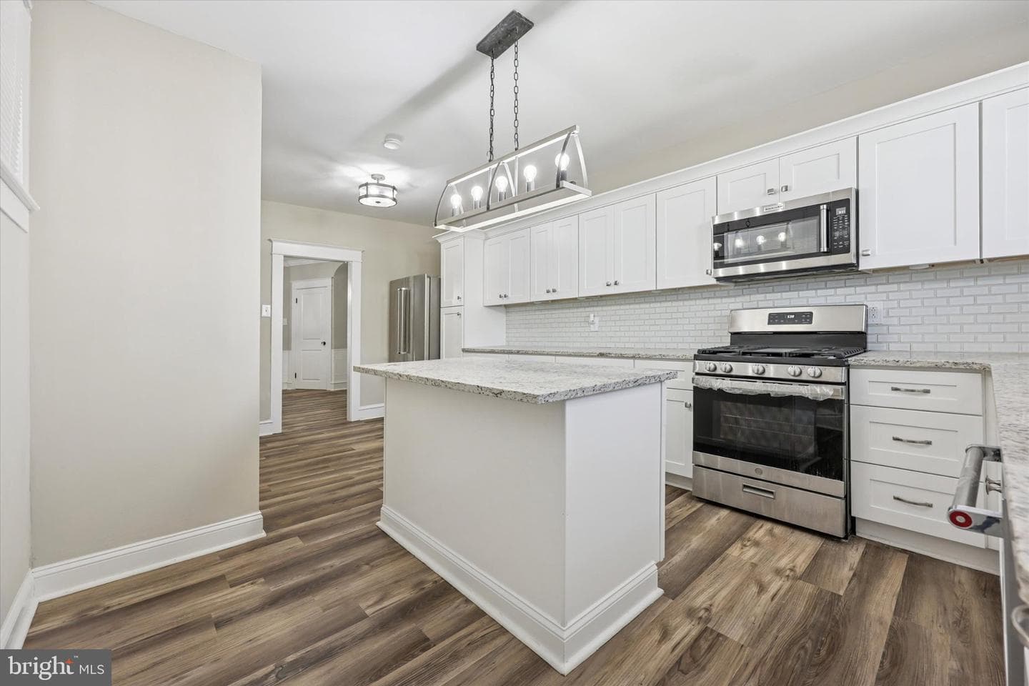 2423 76th Avenue photo 9