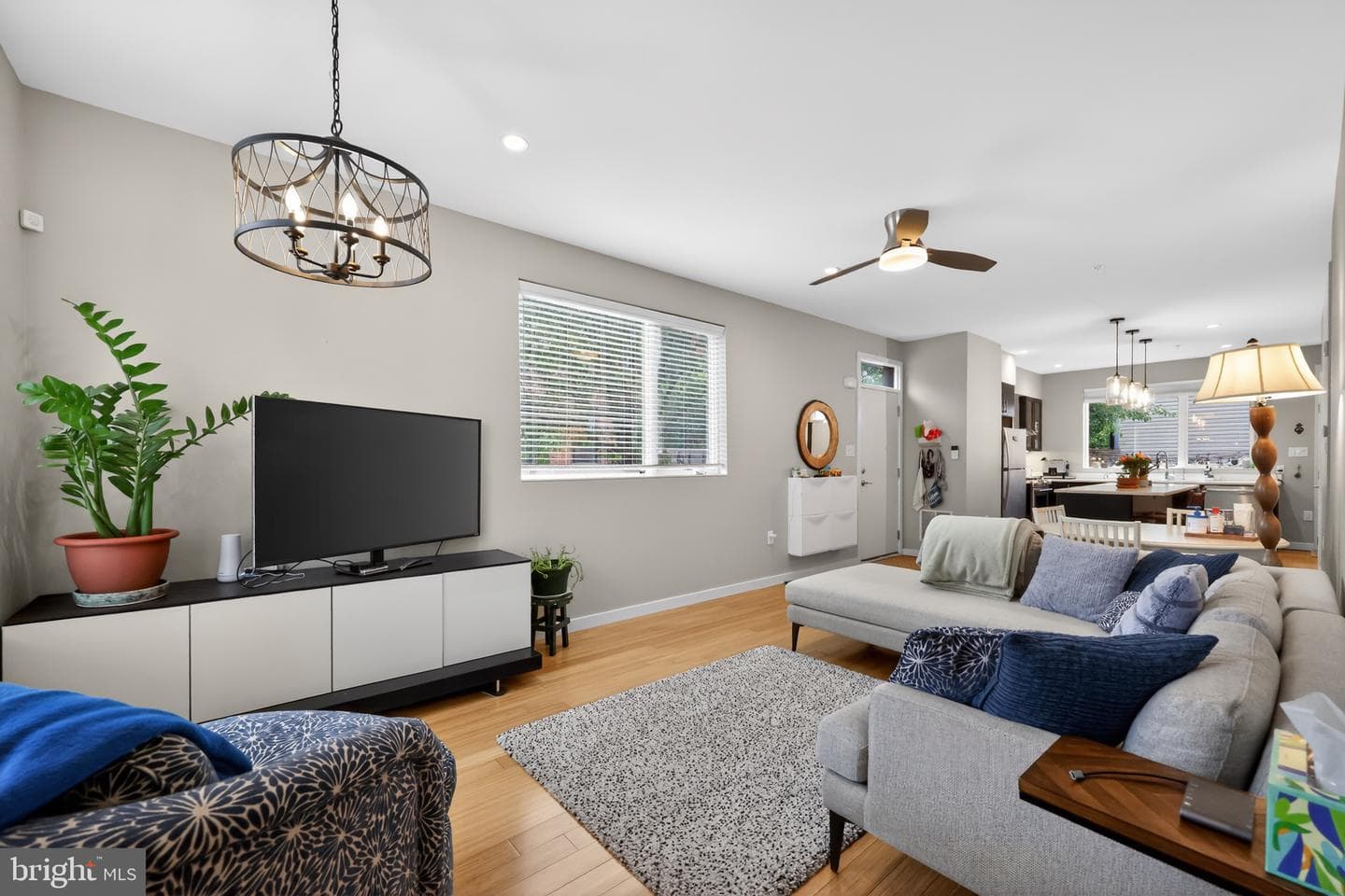 1724 Tulip Street photo 18