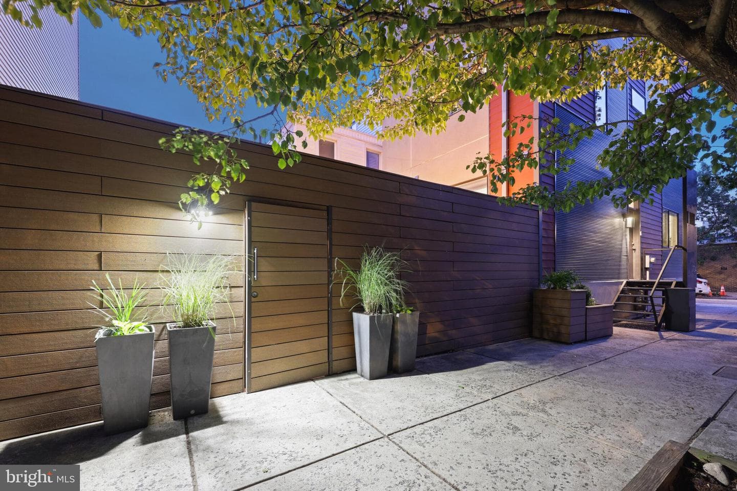 1724 Tulip Street photo 8