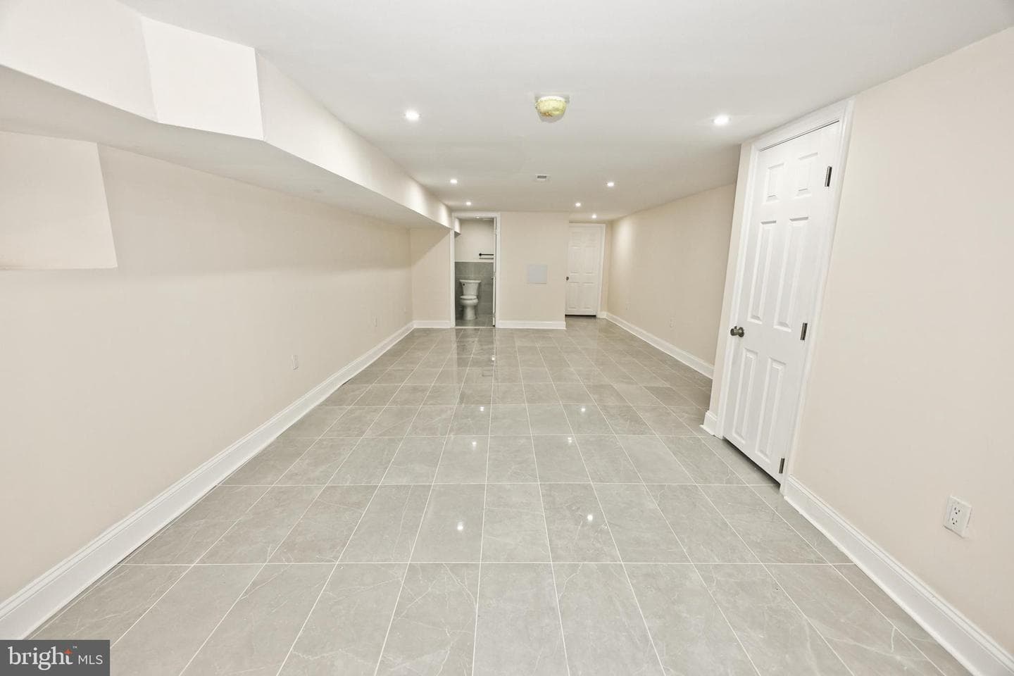 6134 Washington Avenue photo 39