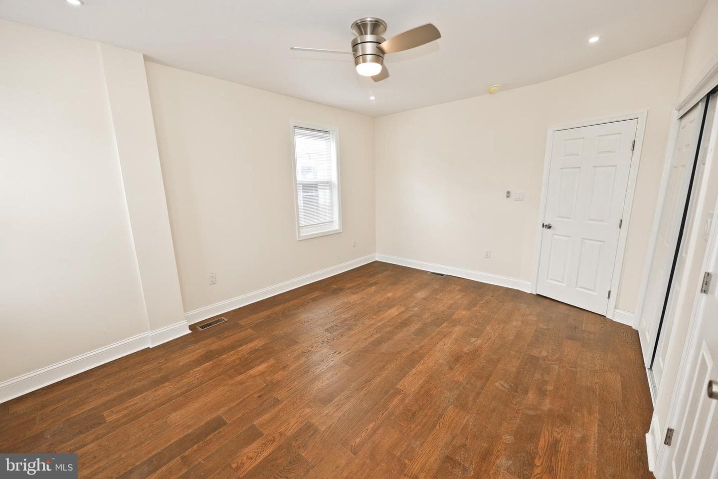 6134 Washington Avenue photo 58