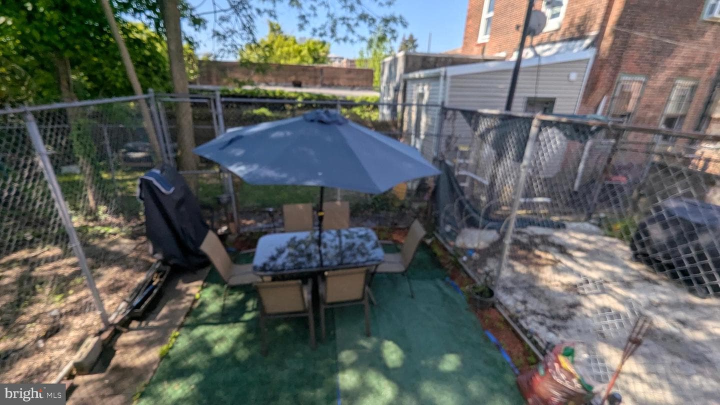 6132 Chew Ave photo 13