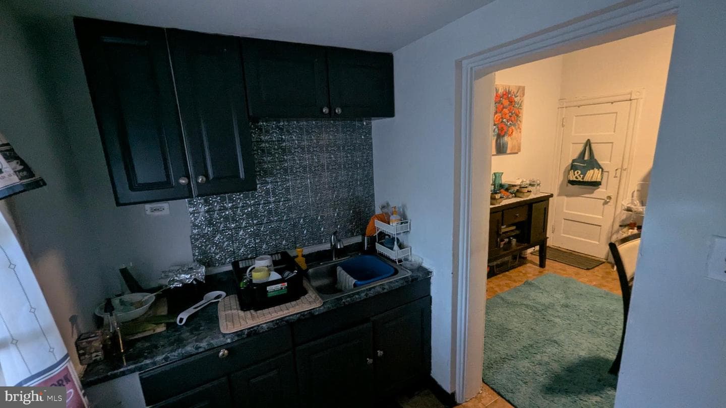 6132 Chew Ave photo 4