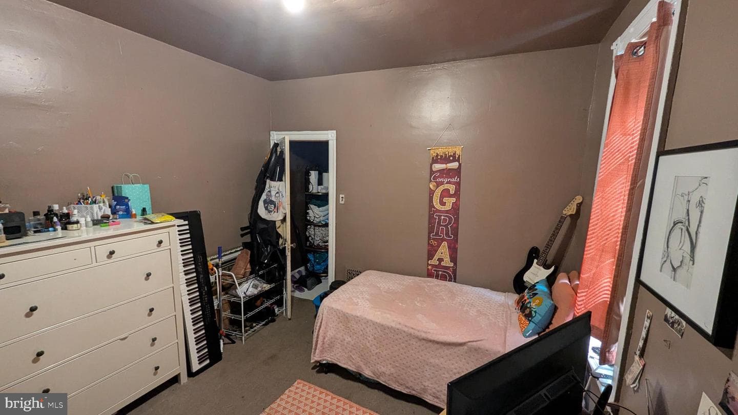 6132 Chew Ave photo 9