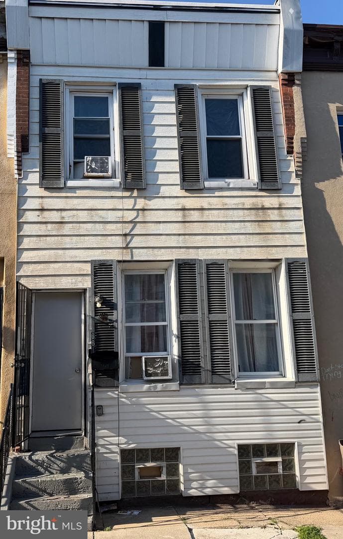 661 E Clementine Street, Philadelphia