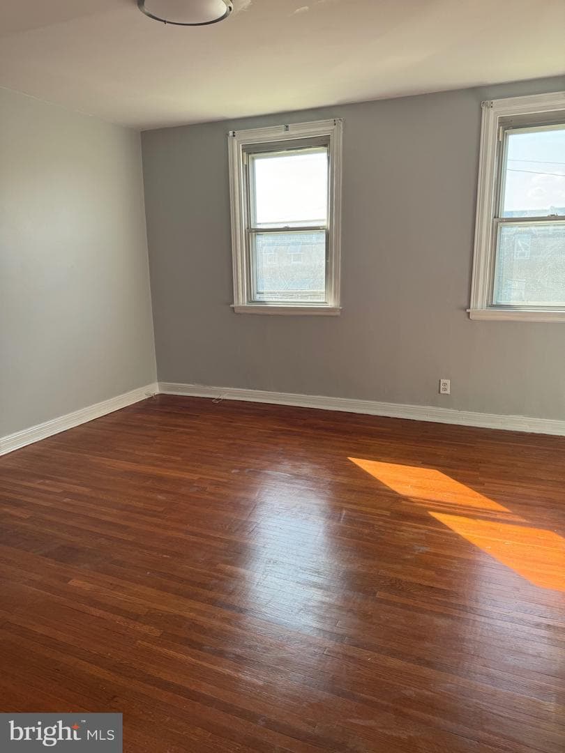 7221 Oakland Street photo 9