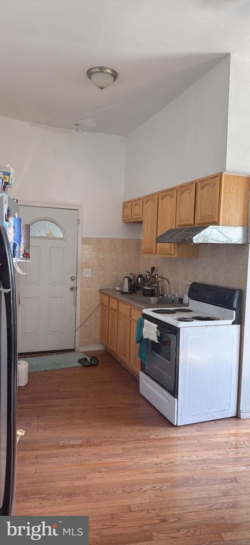 3754 Germantown Avenue photo 26