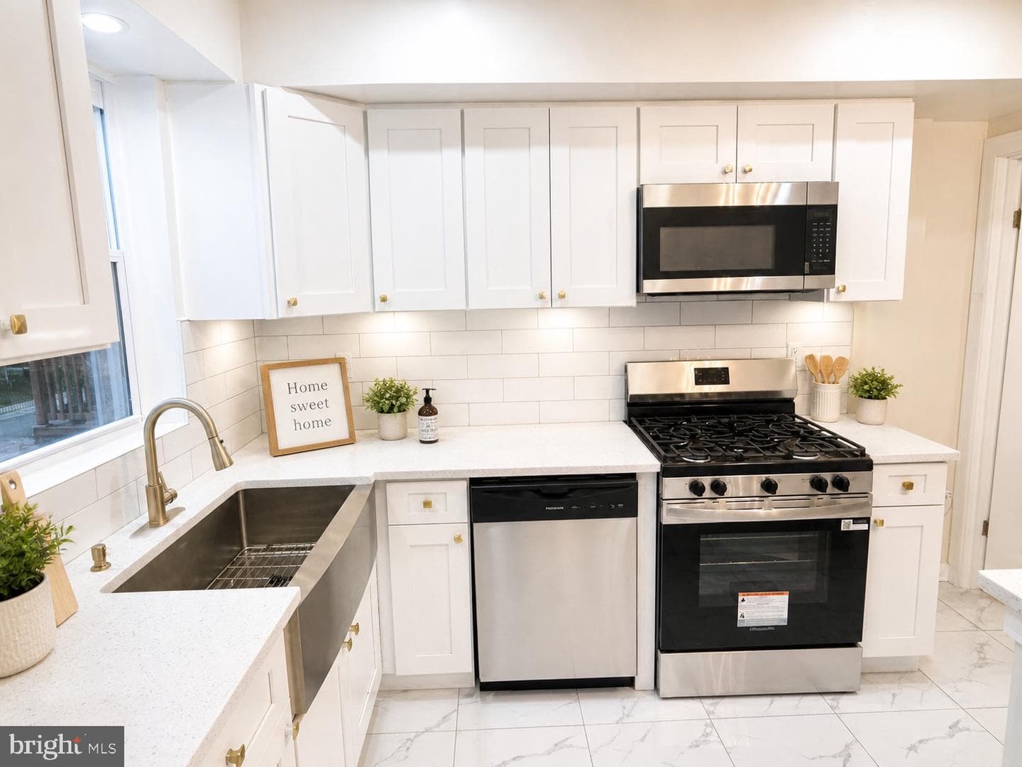 6945 Ogontz Avenue photo 12