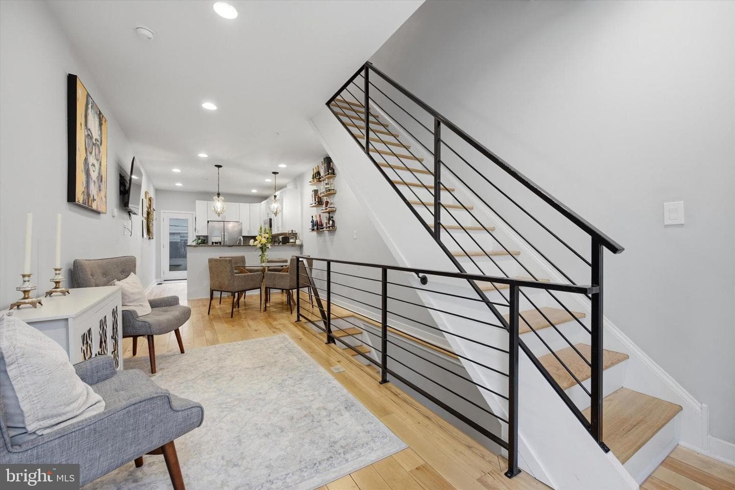 2512 Collins Street photo 8