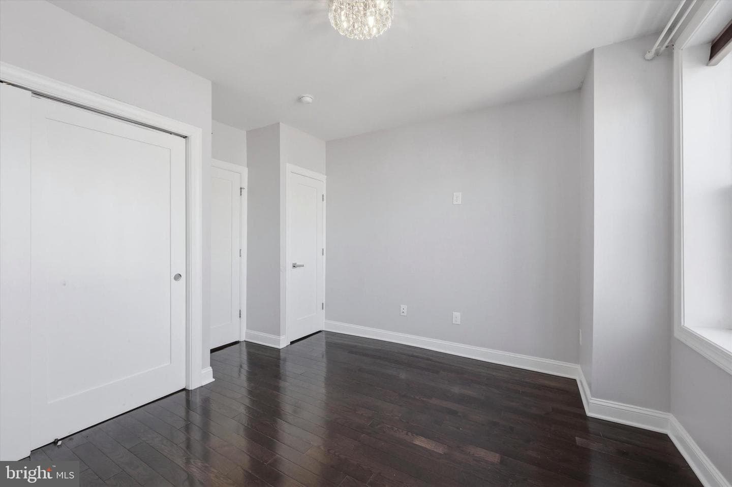 308 Roseberry Street photo 19