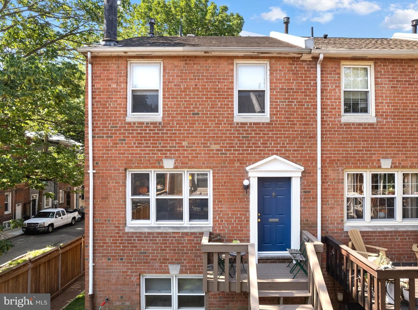 217 Titan Street photo 25
