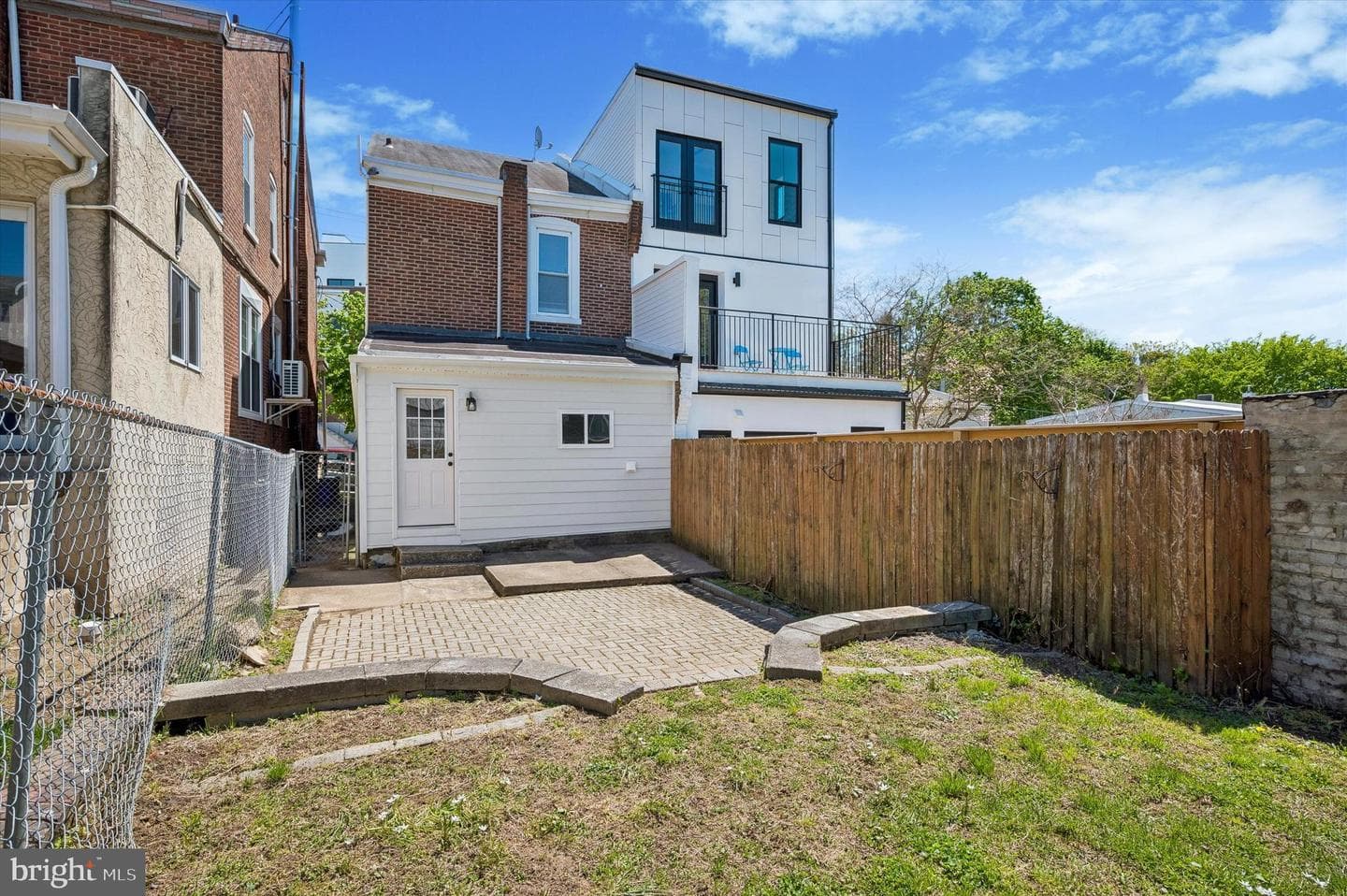 302 Fountain Street photo 4