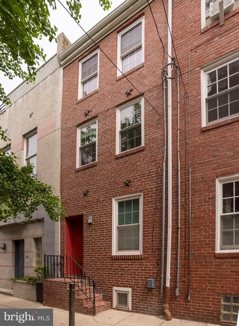 419 Gaskill Street photo 2