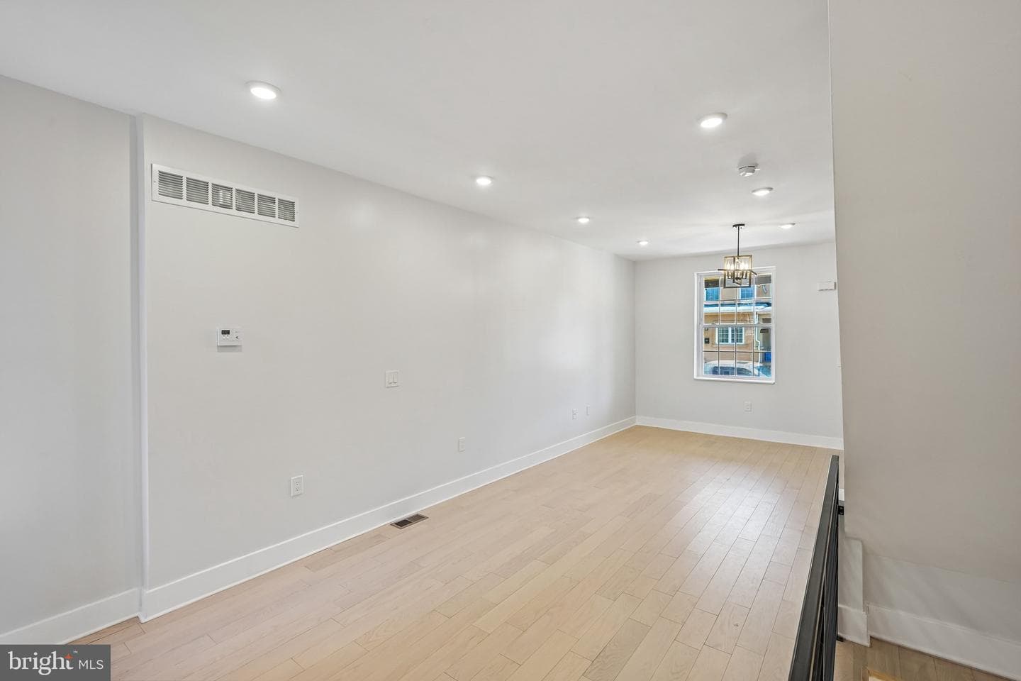 2984 Cedar Street photo 15