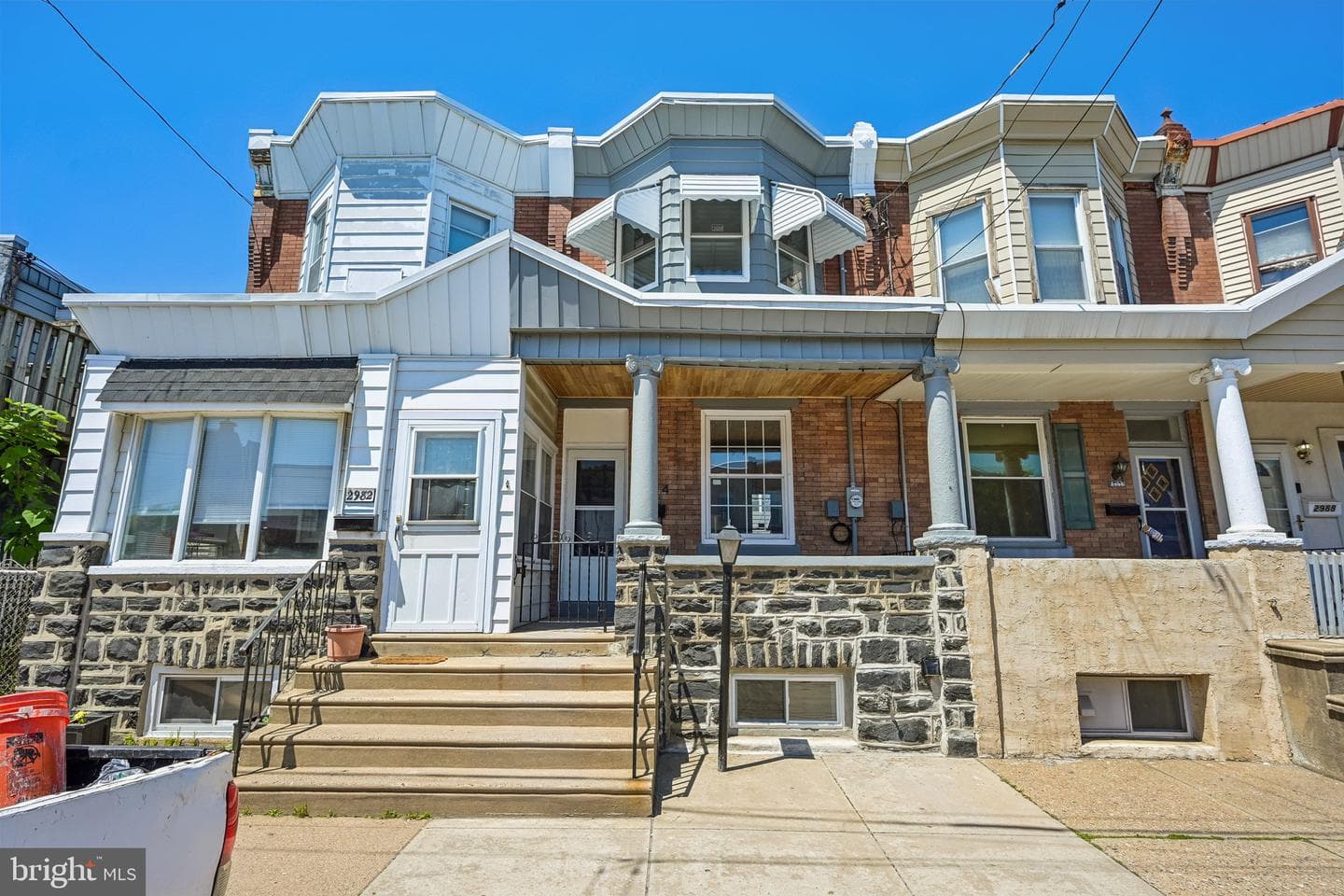 2984 Cedar Street photo 2