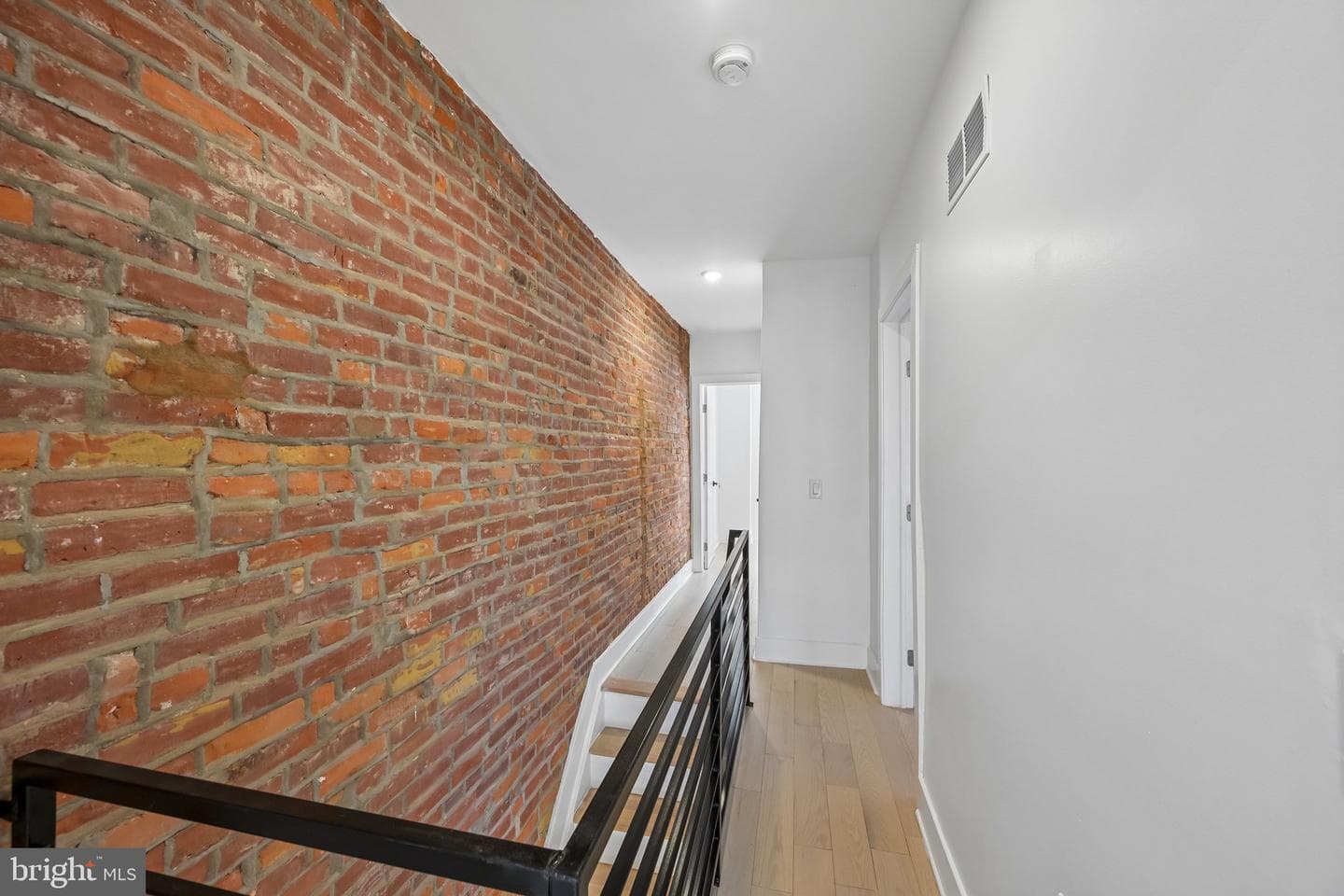 2984 Cedar Street photo 27