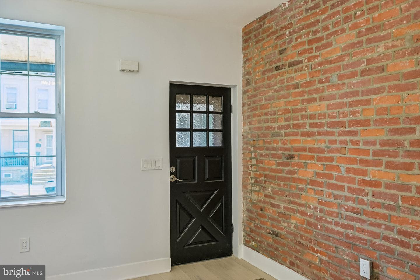 2984 Cedar Street photo 7