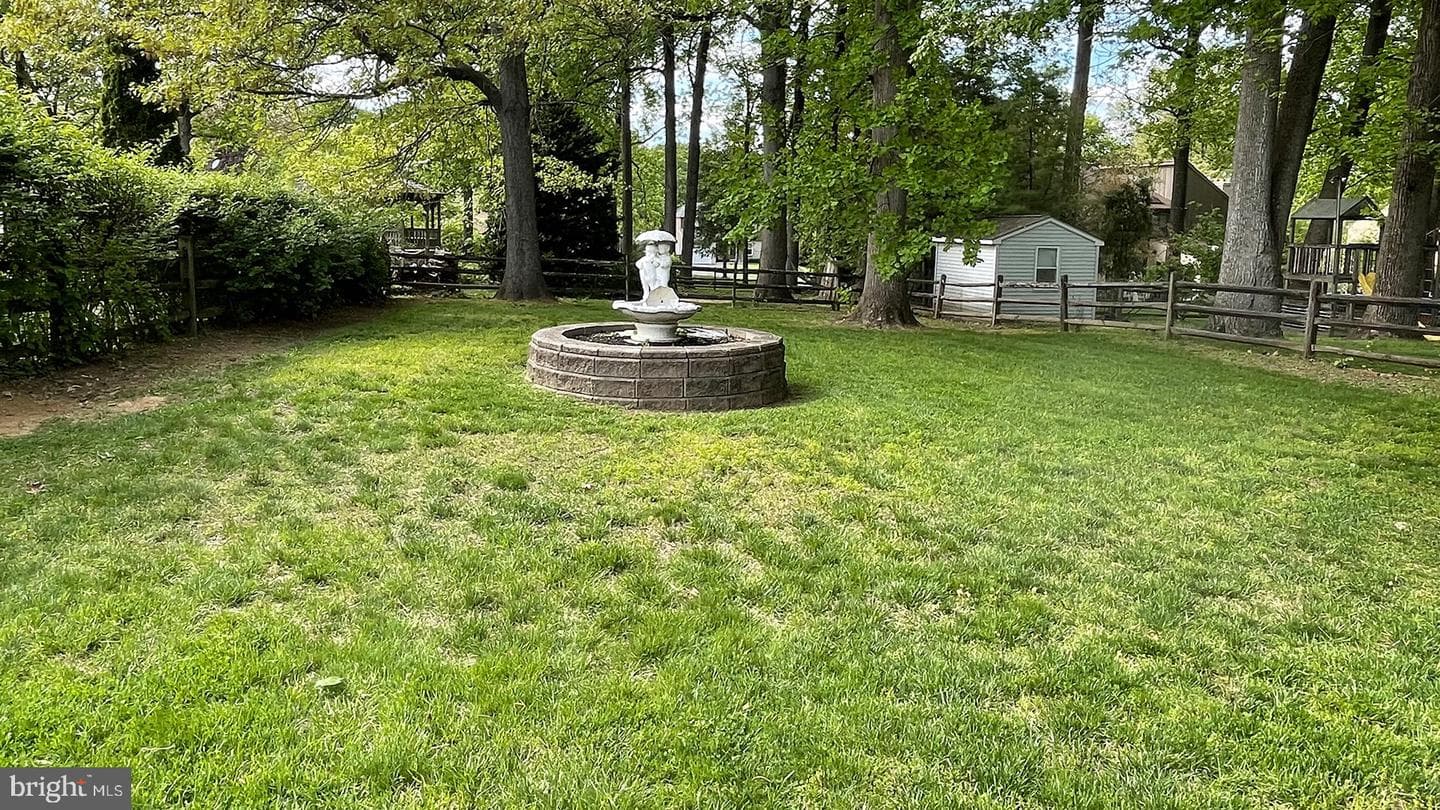 924 Clyde Lane photo 33