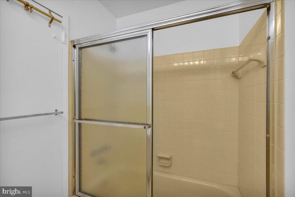 9825 Clark Street photo 13