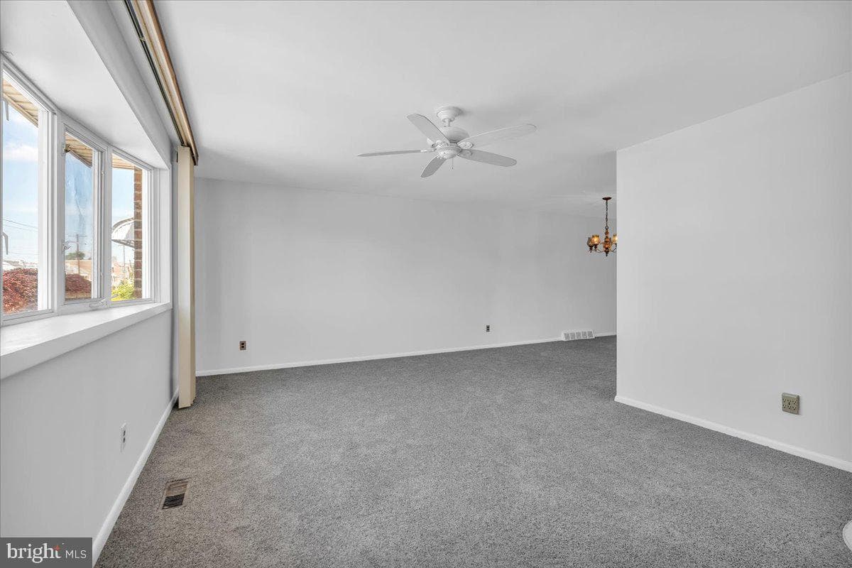 9825 Clark Street photo 6