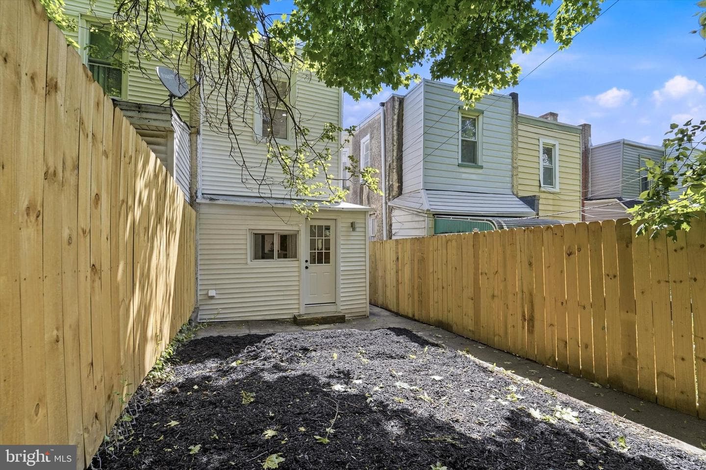 1638 N Felton Street photo 23