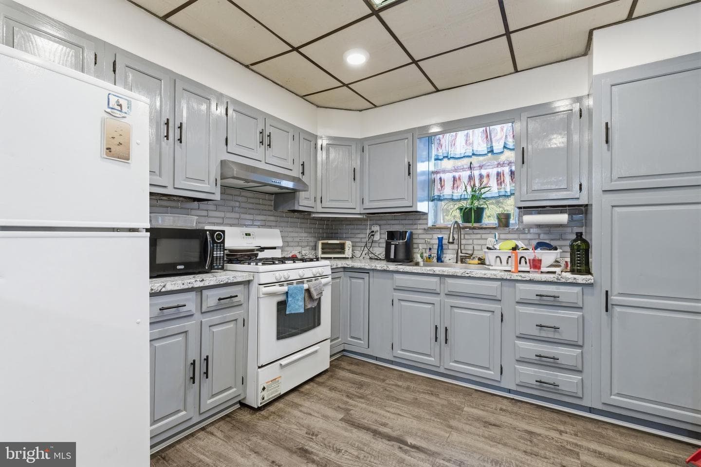 3866 Frankford Avenue photo 11