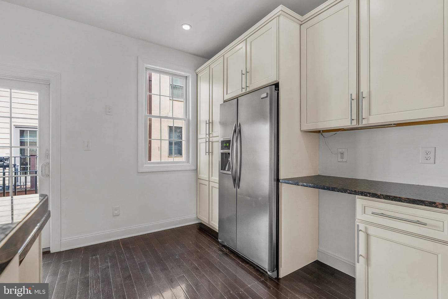 1015 N 3rd Street #h photo 9