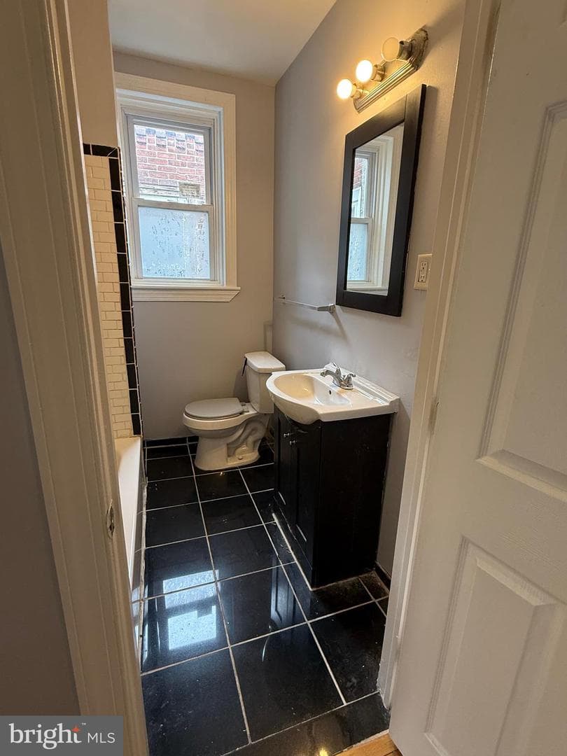 1545 N Newkirk Street photo 17