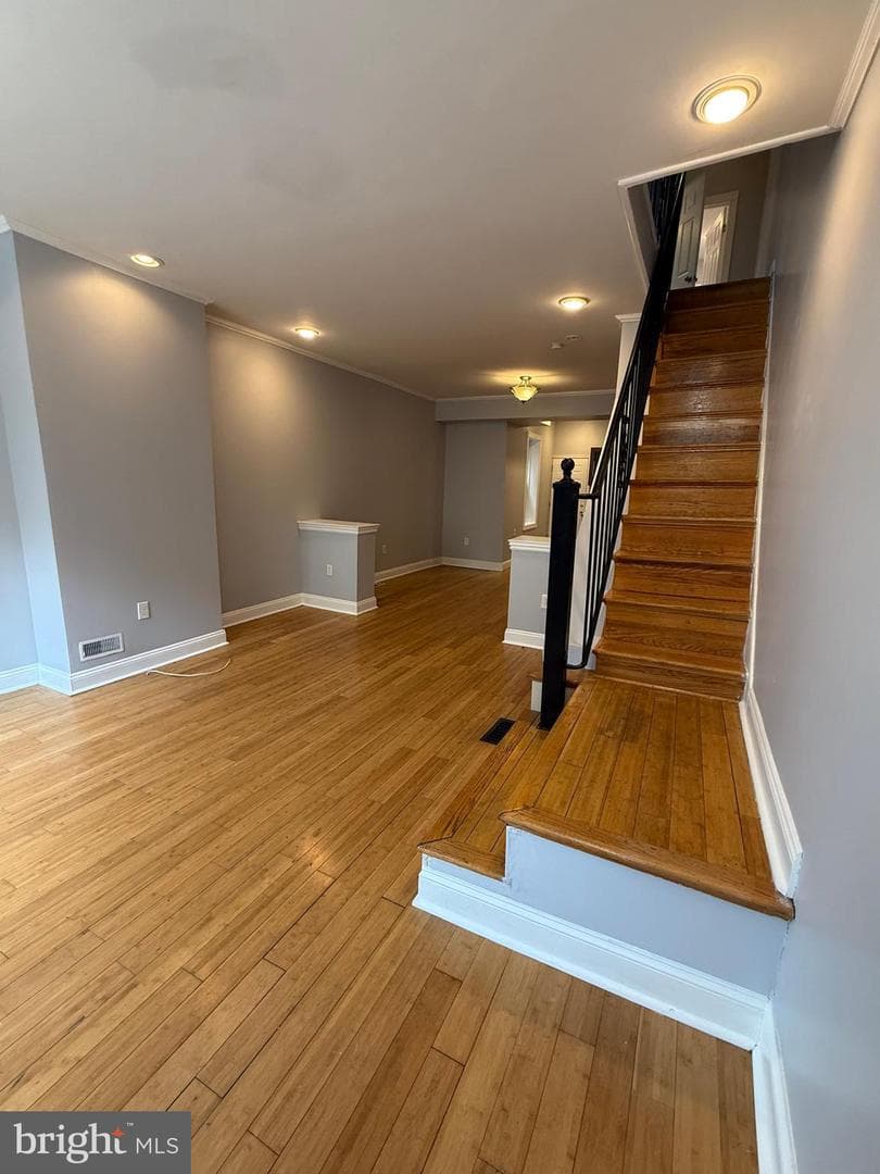 1545 N Newkirk Street photo 35