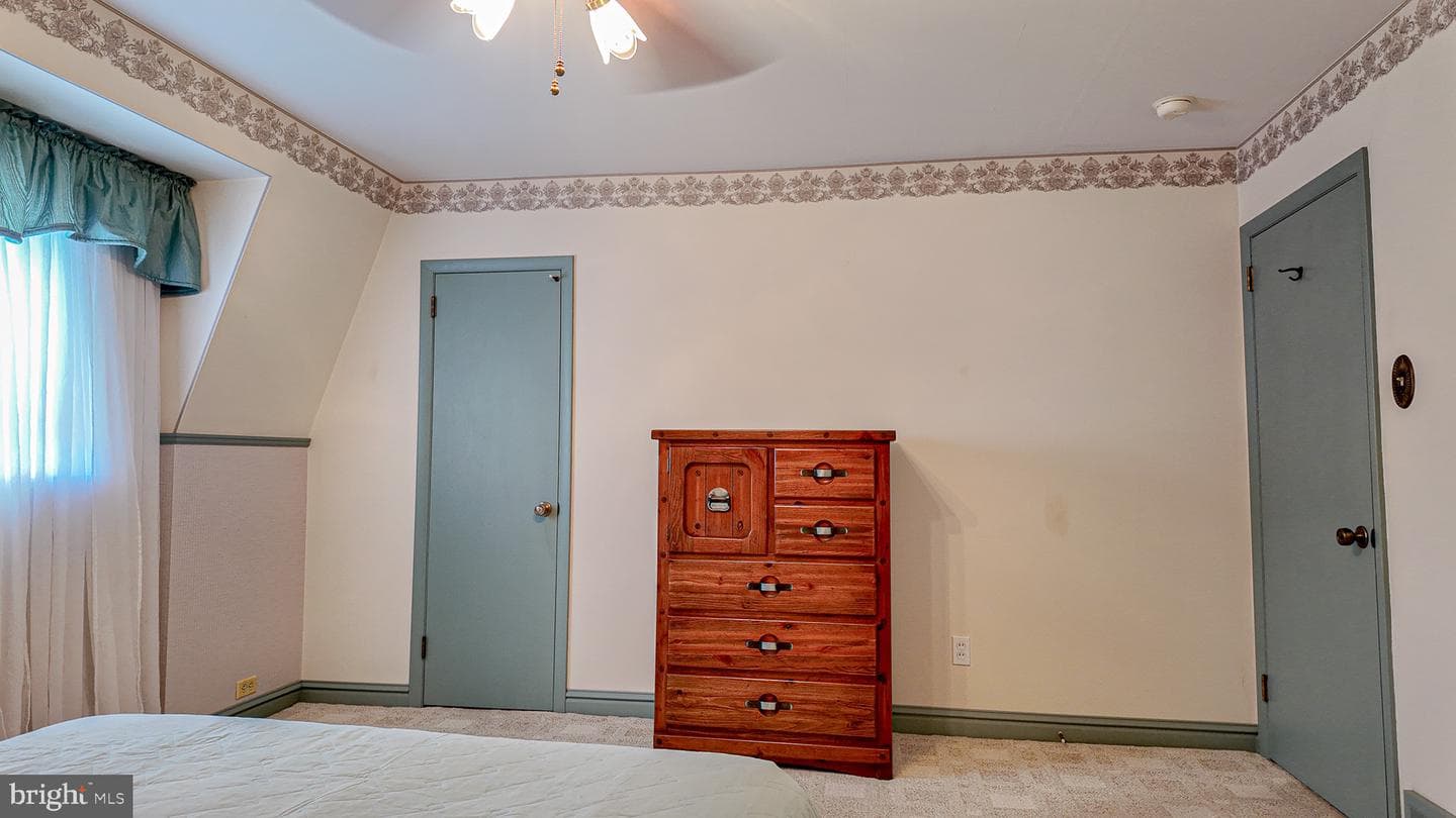 3415 Aubrey Avenue photo 16
