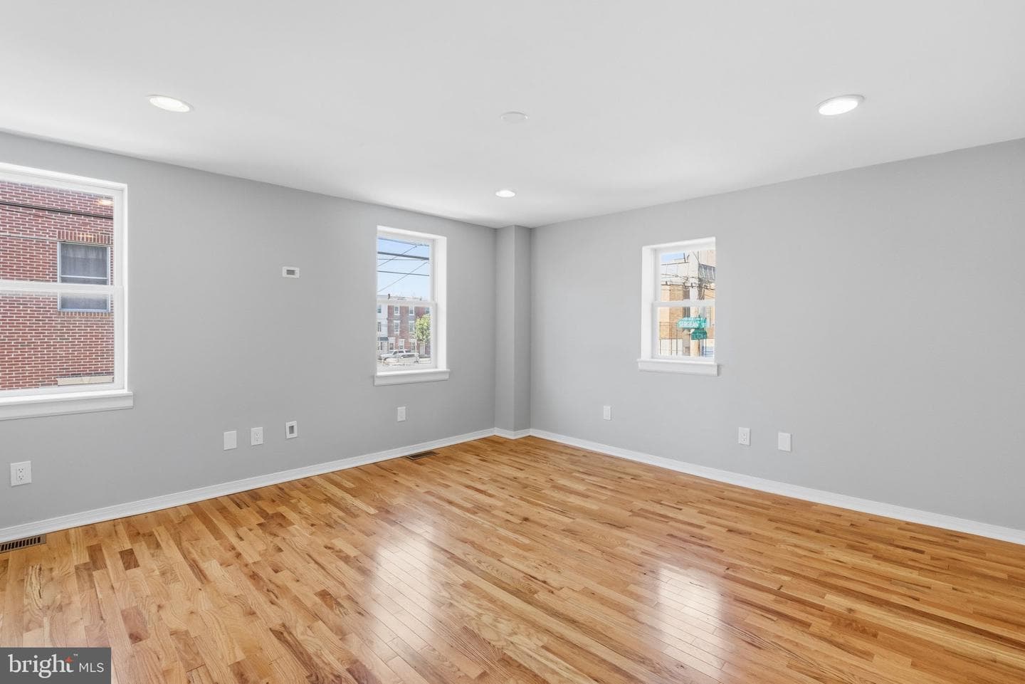 2535 Tilton Street photo 19