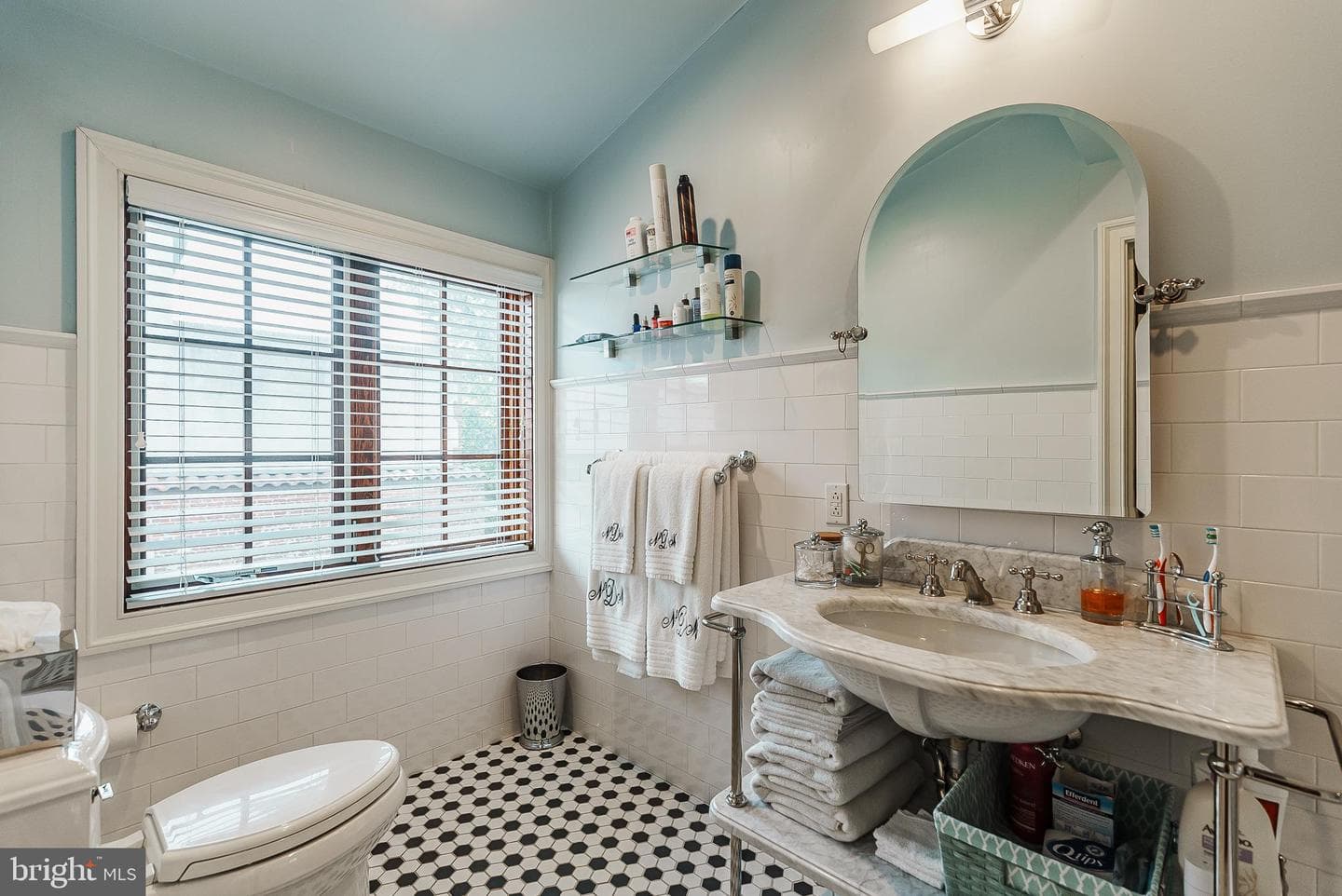 119 Catharine Street photo 22