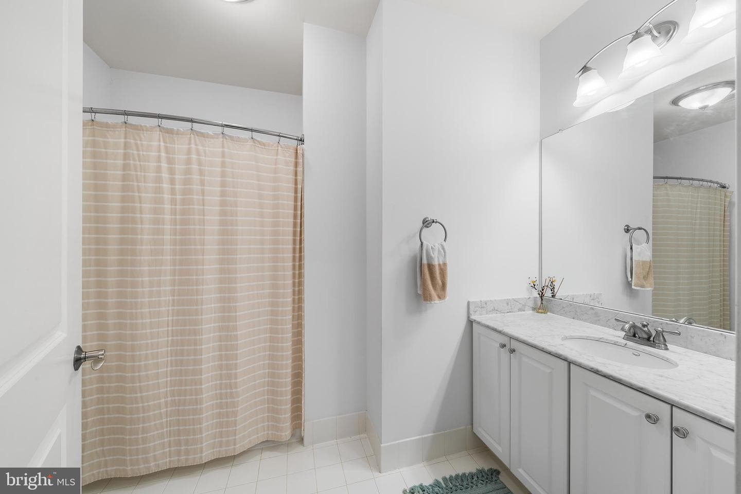 700 Commodore Court #2718 photo 26