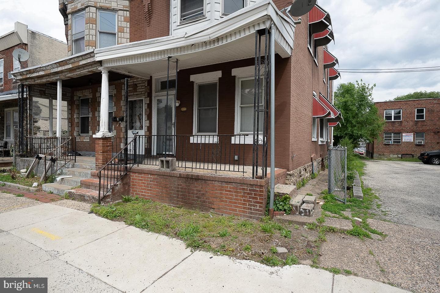 5847 N 12th Street photo 18