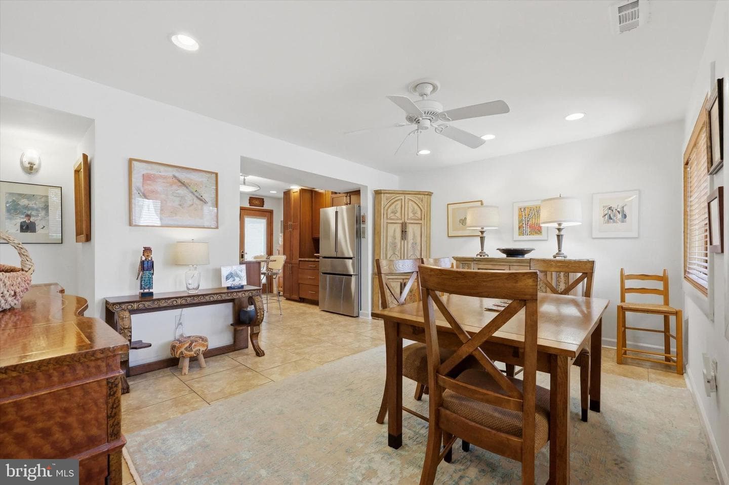 6944 Pawling Street photo 7