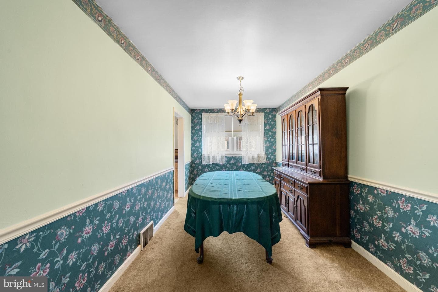 1845 Stanwood Street photo 7