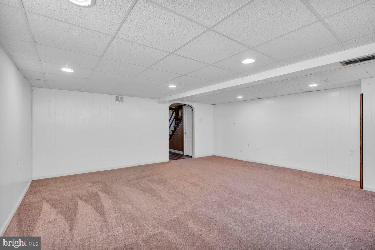 8104 Lexington Avenue photo 30