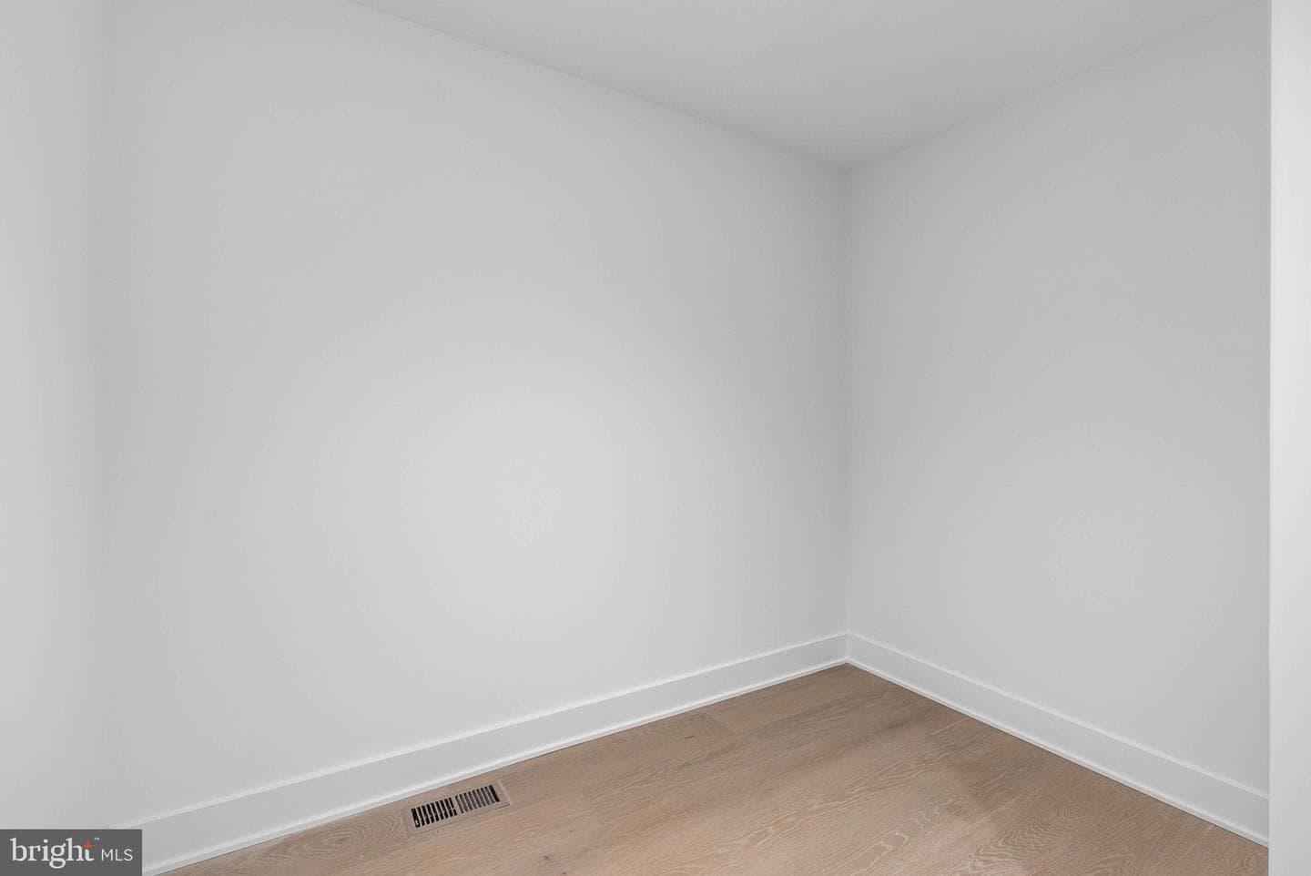 654 Fairmount Avenue #model photo 18